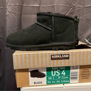 Kirkland Signature Black Kids' Shearling Boots